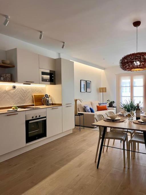 Piso Con Mucho Encanto Дения Экстерьер фото